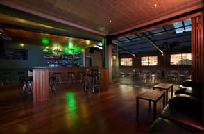 universal Bar northbridge