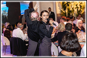 Bravo Singing Waiters