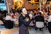 Bravo Singing Waiters